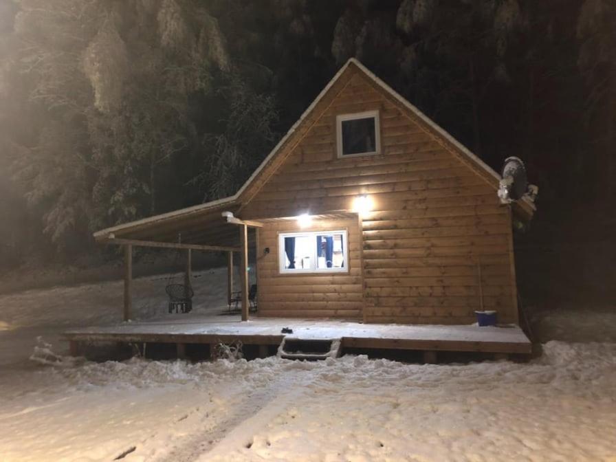 Bieszczady - Baza Usmiechow Chalet *