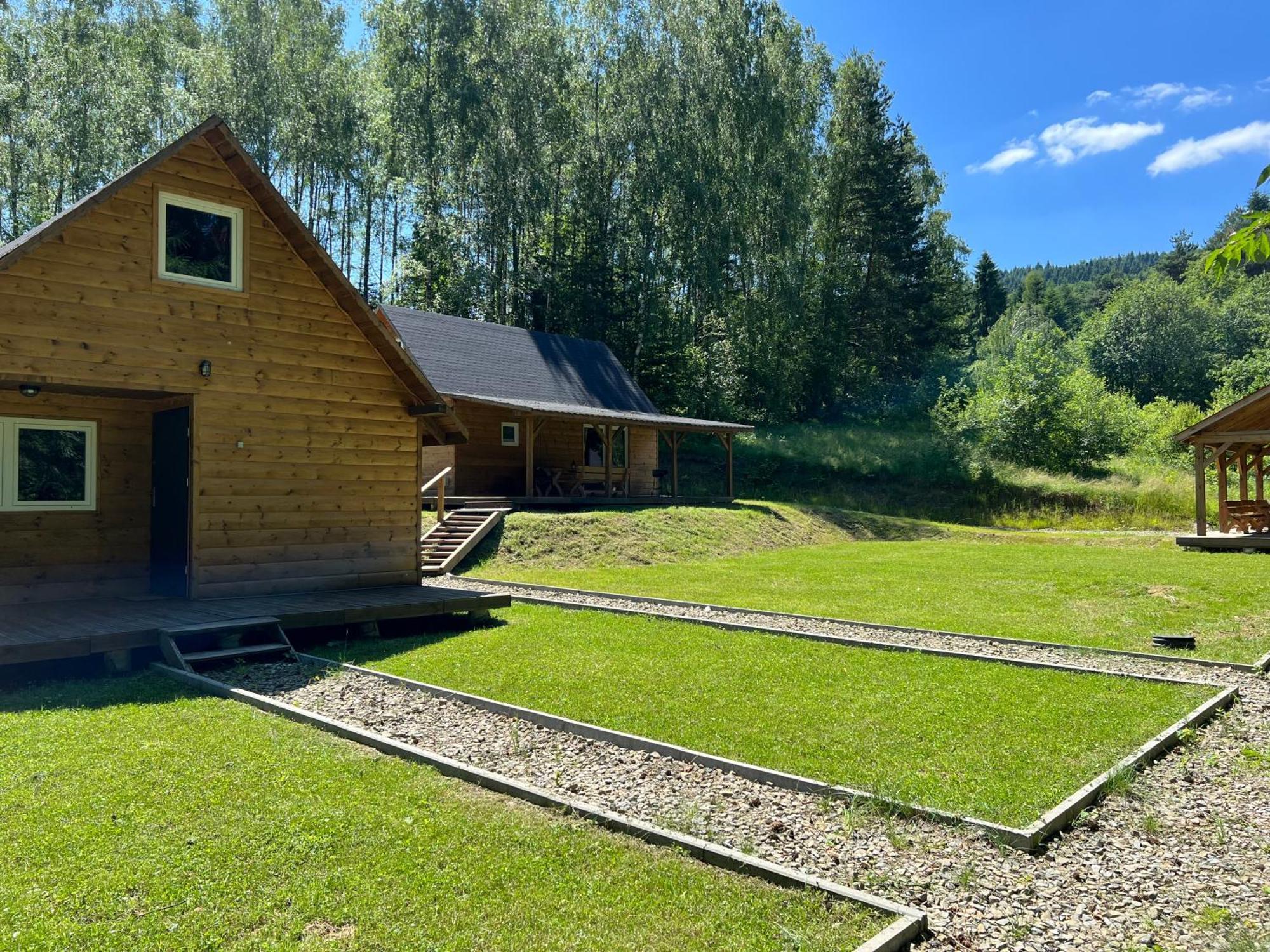 Bieszczady - Baza Usmiechow Chalet *
